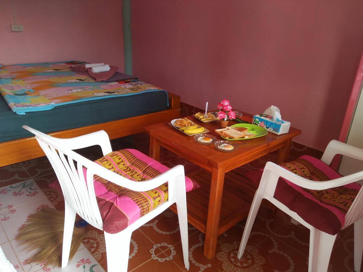 Lanta Danai Guesthouse Ko Lanta Exteriör bild
