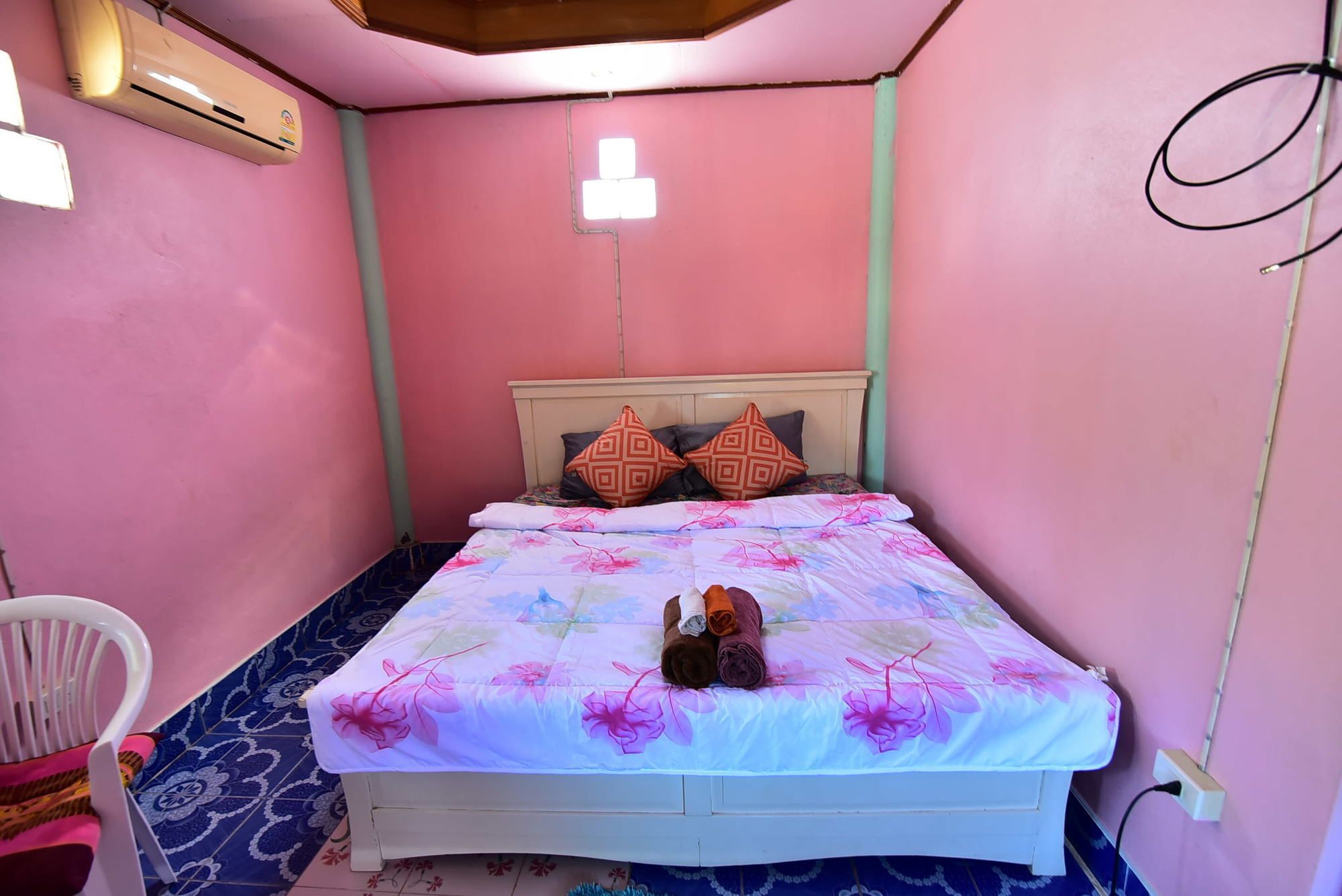 Lanta Danai Guesthouse Ko Lanta Exteriör bild